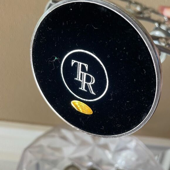 Time Remembered Jeweled Family Photo Tree - Picture 13 of 14